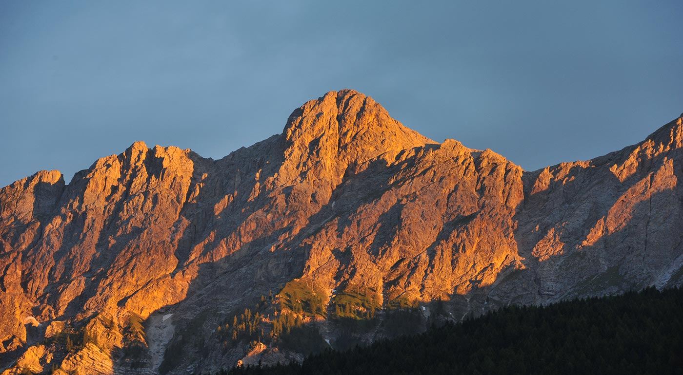 Die Dolomiten im Alpenglühen