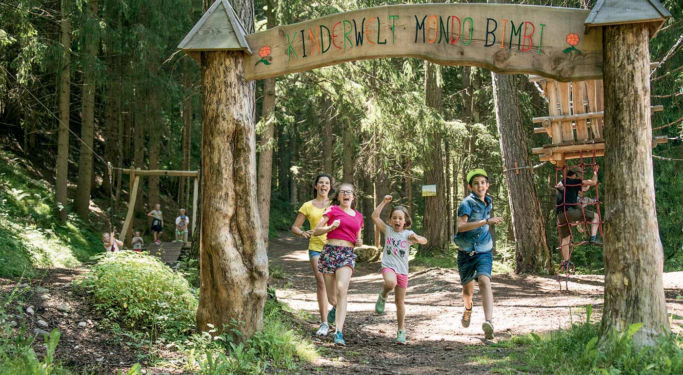 Ein Hochseilgarten für Kinder im PUstertal